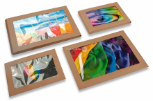 Kartonverpackung mit Kordelverschluss und Panoramafenster | PIT Packaging.at | Briefumschlaegebestellen