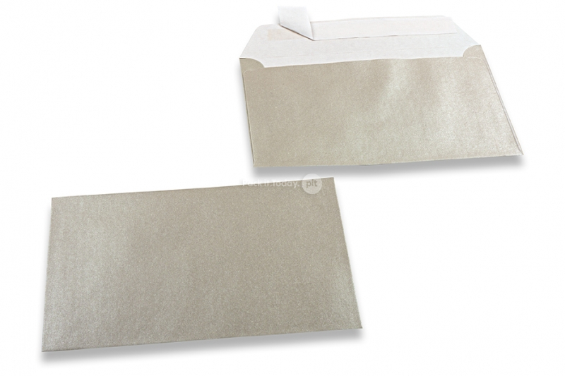 Silberfarbene Kuverts mit Perlmutteffekt - 114 x 162 mm