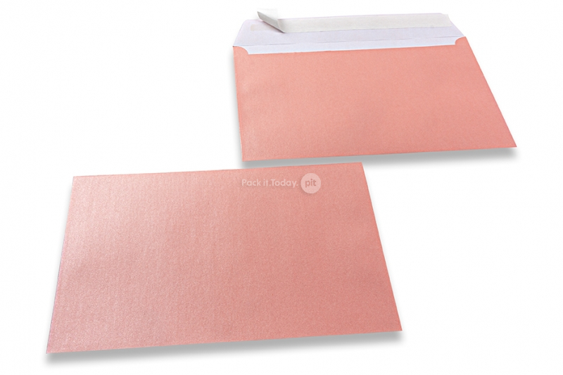 Kuverts in babyrosa mit Perlmutteffekt - 162 x 229 mm
